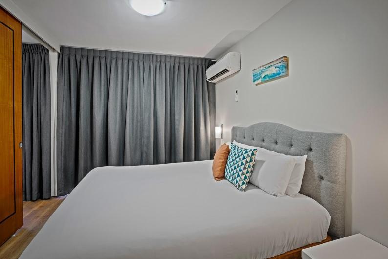 บรอดวอเตอร์ รีสอร์ต Hotel บัสเซลตัน ภายนอก รูปภาพ